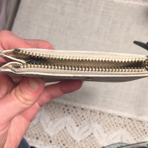 Kate Spade Keychain Pouch - Picture 4 of 4